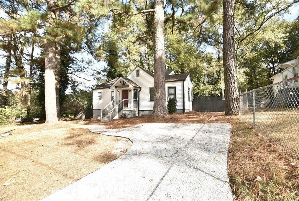 1834 Ridgeland Dr, Decatur, GA 30032