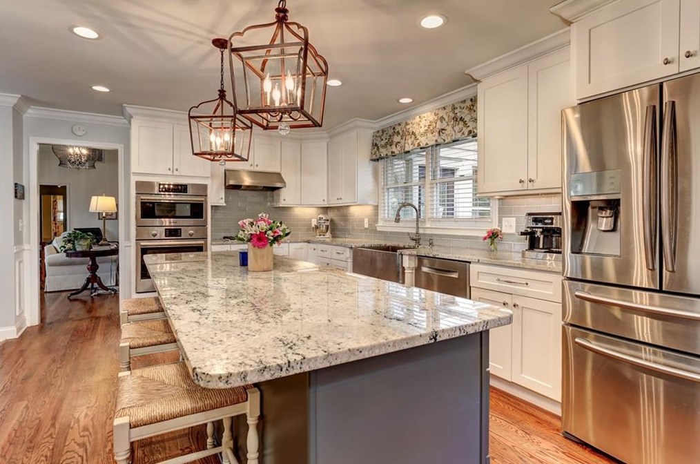 565 Cox Rd, Roswell, GA 30075-1011