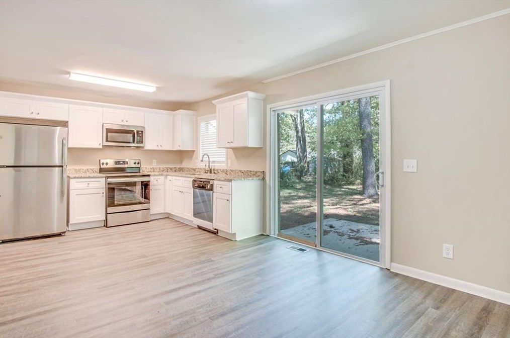 3640 Mecklinburg Pl, Decatur GA  30032-3867 exterior