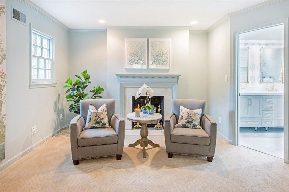 6250 Weatherly Dr, Atlanta GA  30328-3630 exterior