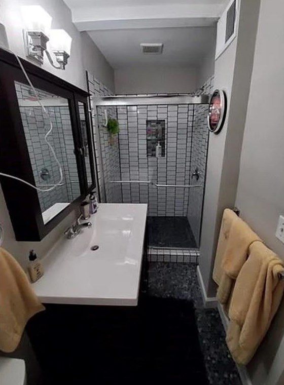 1742 Briarlake Cir, Decatur GA  30033-1110 exterior