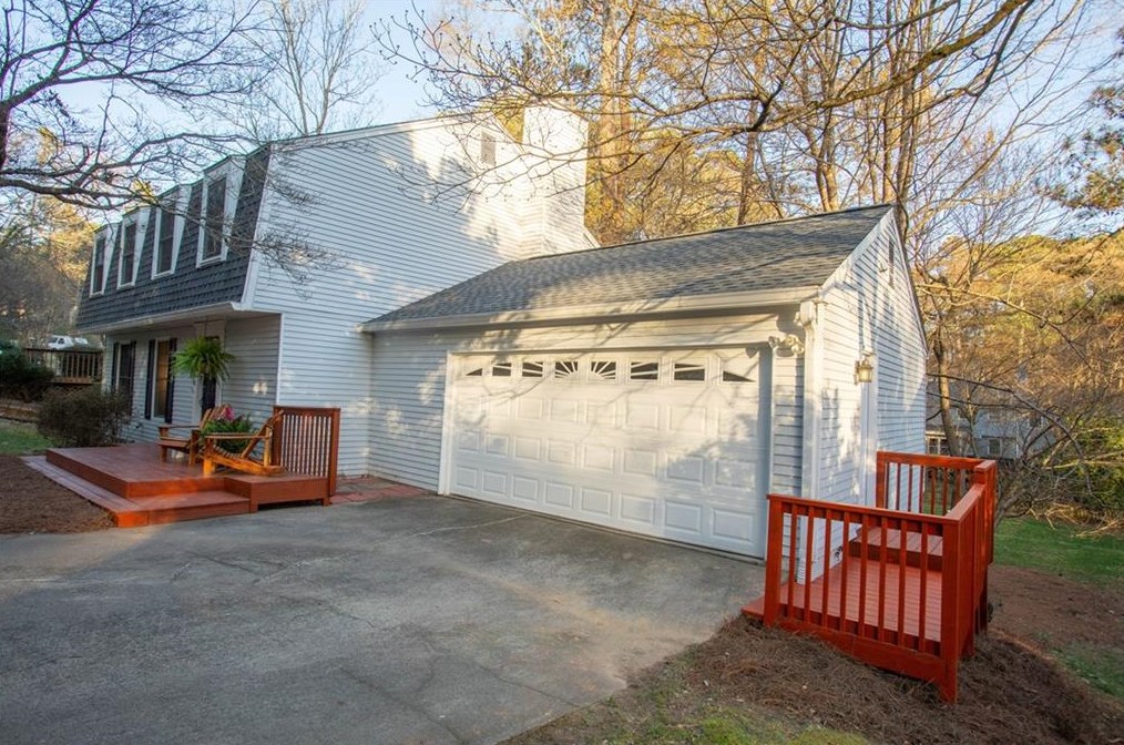 635 Sailwind Dr, Roswell, GA 30076-2930