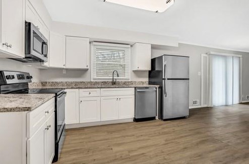 2813 Battlecrest Dr, Decatur GA  30034-2664 exterior