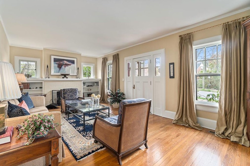 209 Michigan Ave, Decatur GA  30030-1850 exterior