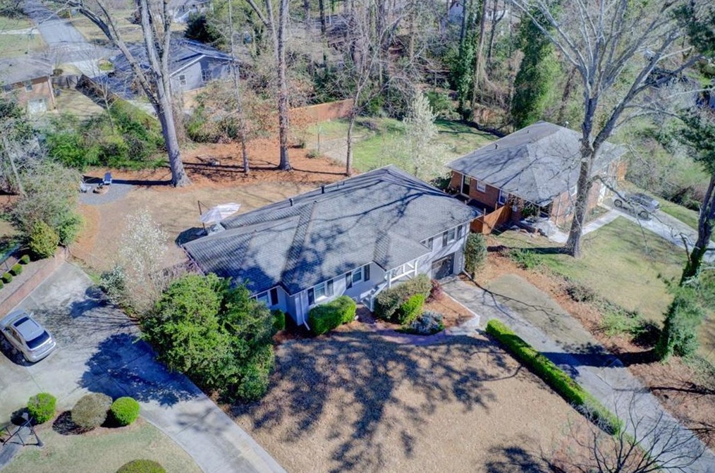 855 Pinehill Dr, Smyrna, GA 30080-3332