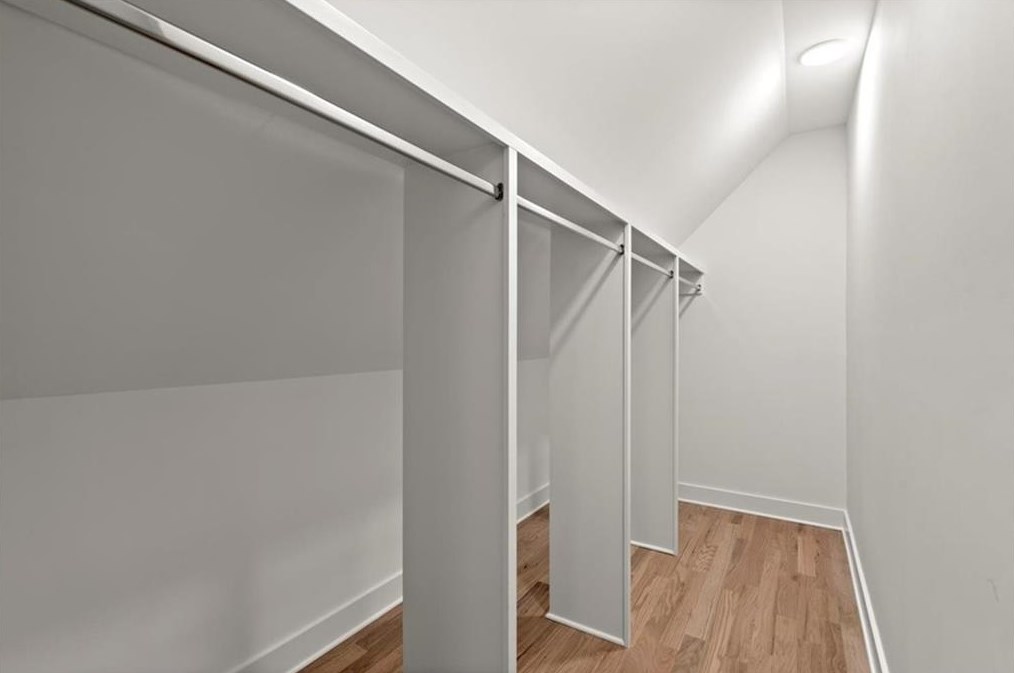 1099 Bream Dr, Alpharetta GA  30004-4413 exterior