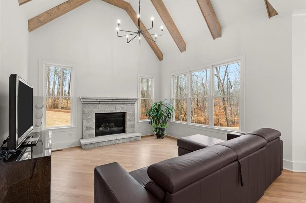 1099 Bream Dr, Alpharetta GA  30004-4413 exterior