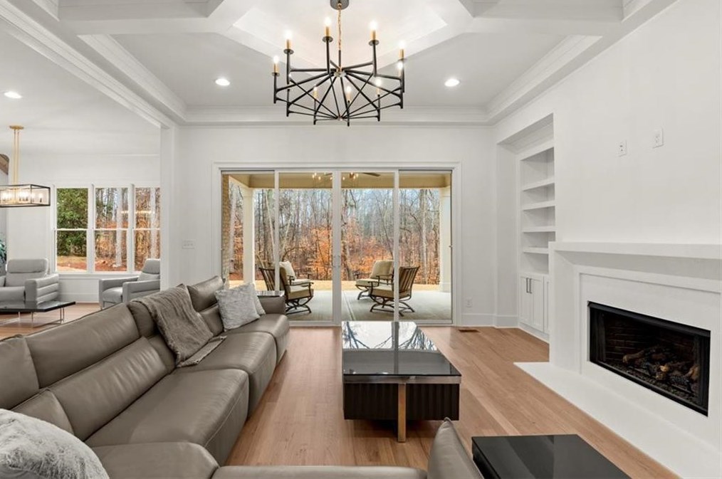 1099 Bream Dr, Alpharetta GA  30004-4413 exterior