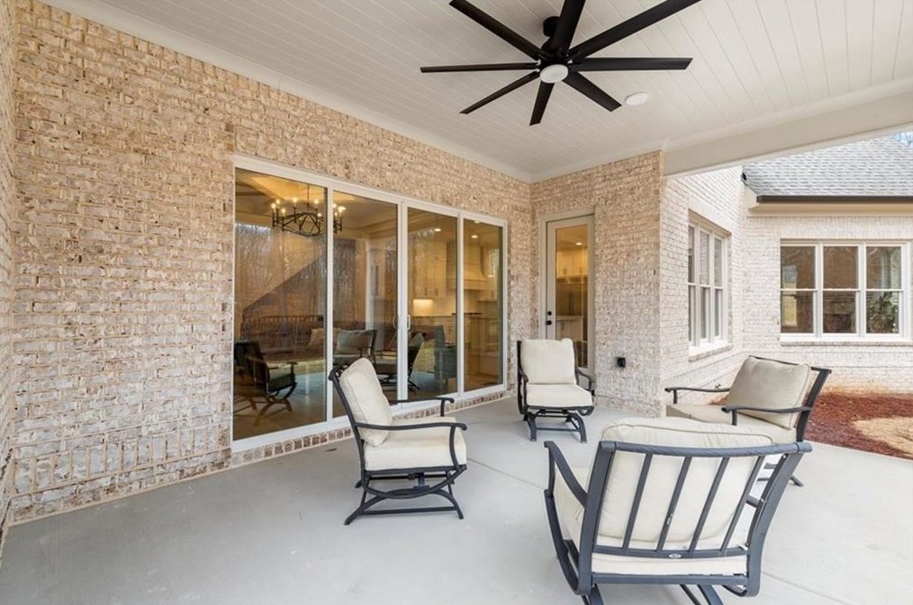 1099 Bream Dr, Alpharetta GA  30004-4413 exterior