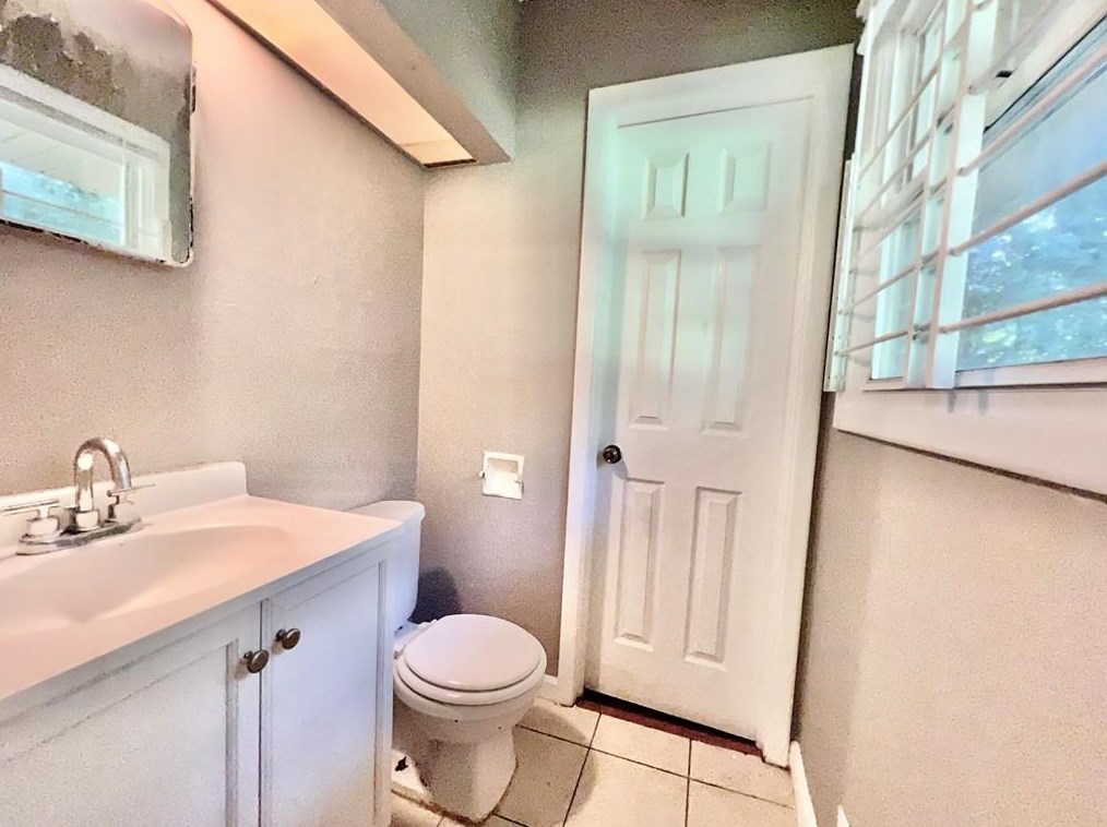 1807 Austin Rd, Decatur GA 30032-3845 exterior