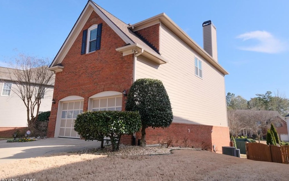 1048 Carroll Ct, Norcross, GA 30071-5010
