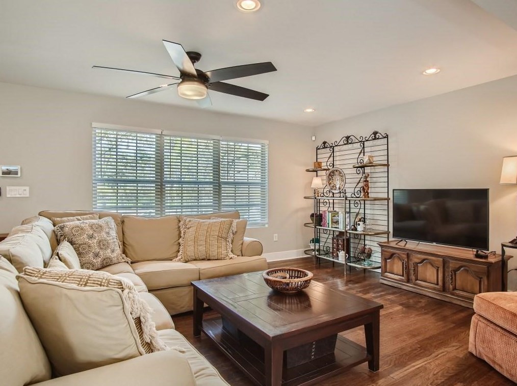 3001 Alston Dr, Decatur GA  30032-3208 exterior