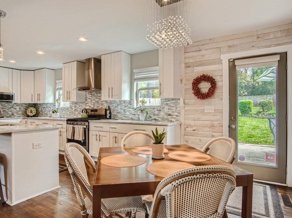 3001 Alston Dr, Decatur GA  30032-3208 exterior