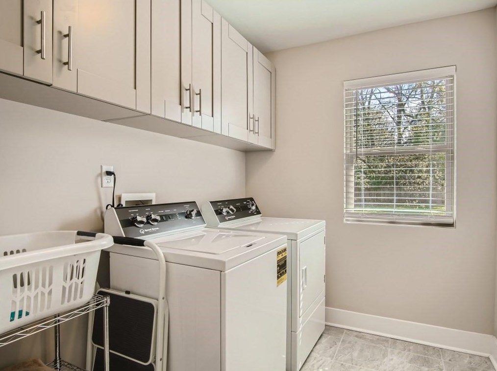 3001 Alston Dr, Decatur GA  30032-3208 exterior