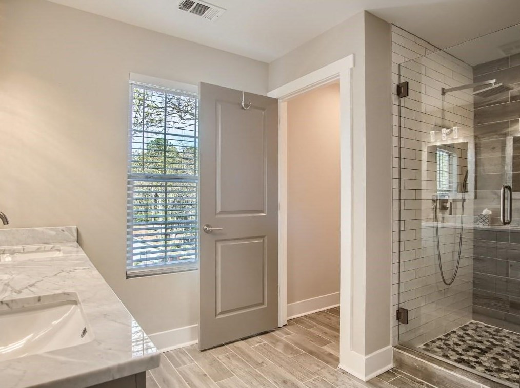 3001 Alston Dr, Decatur GA  30032-3208 exterior