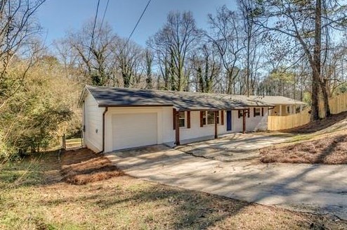 1643 Pine Glen Cir, Decatur, GA 30035