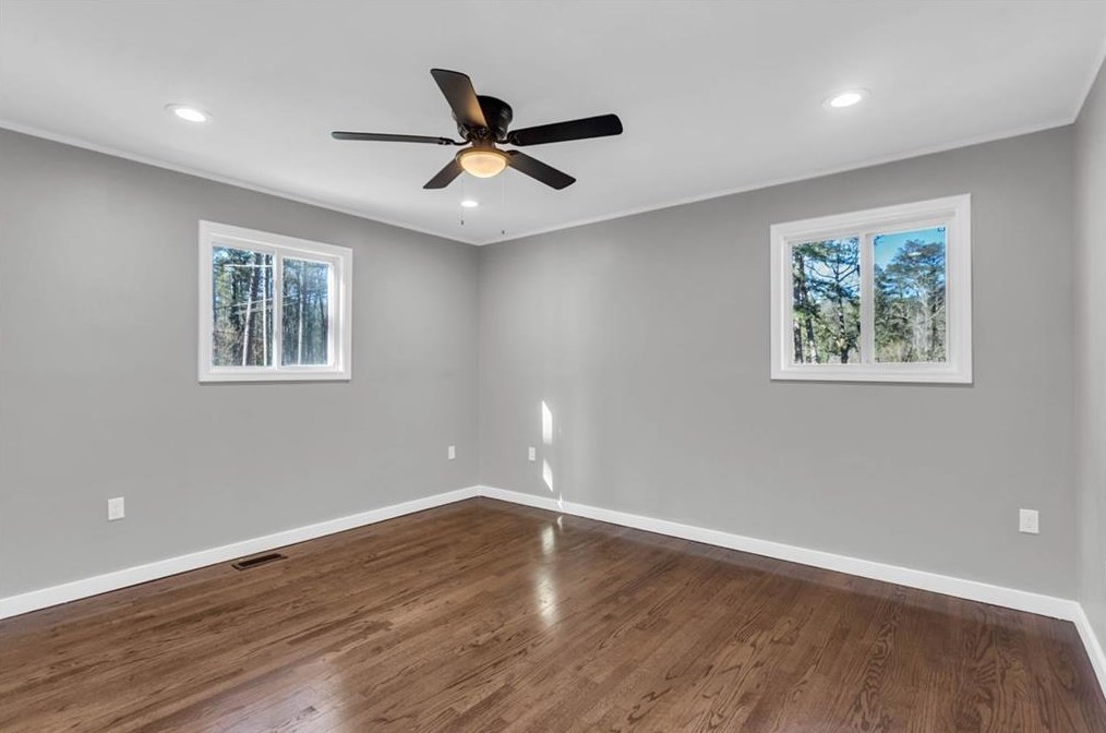 3765 Village Dr, Atlanta, GA 30331-2226