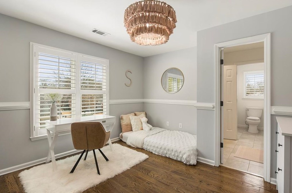 360 Cotton Field Way, Alpharetta GA  30022-8284 exterior