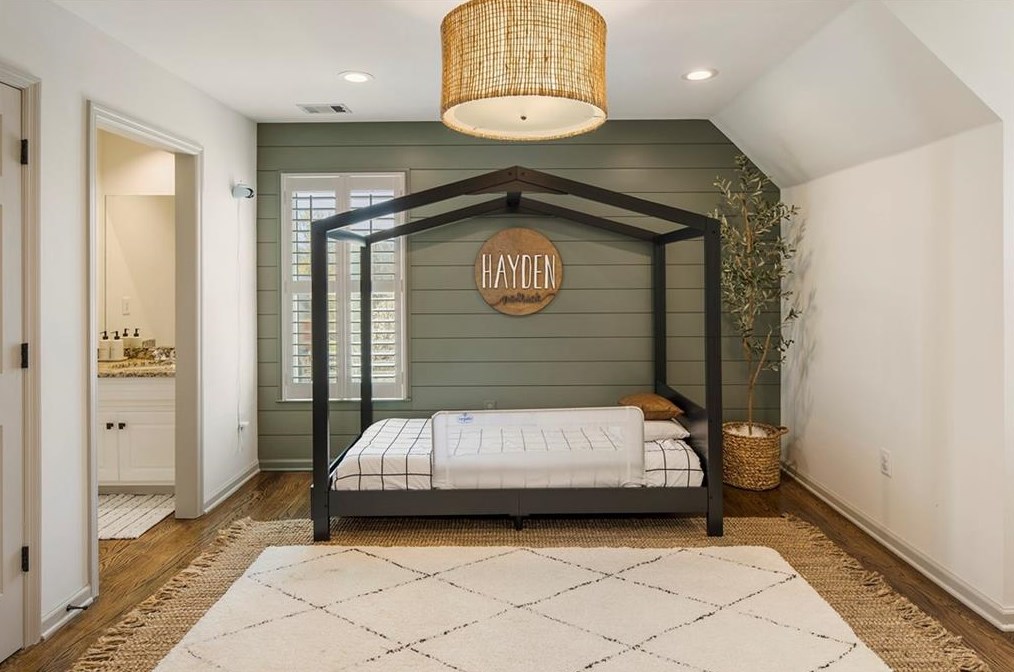 360 Cotton Field Way, Alpharetta GA  30022-8284 exterior