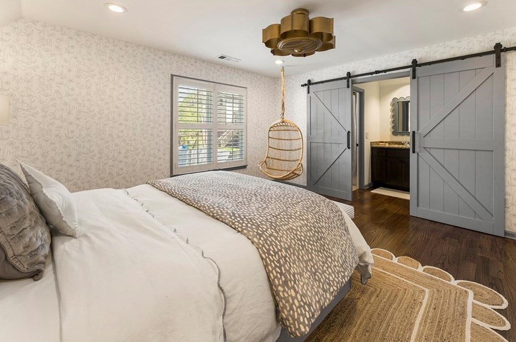 360 Cotton Field Way, Alpharetta GA  30022-8284 exterior