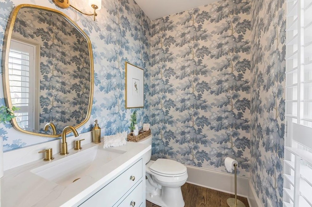 360 Cotton Field Way, Alpharetta GA  30022-8284 exterior