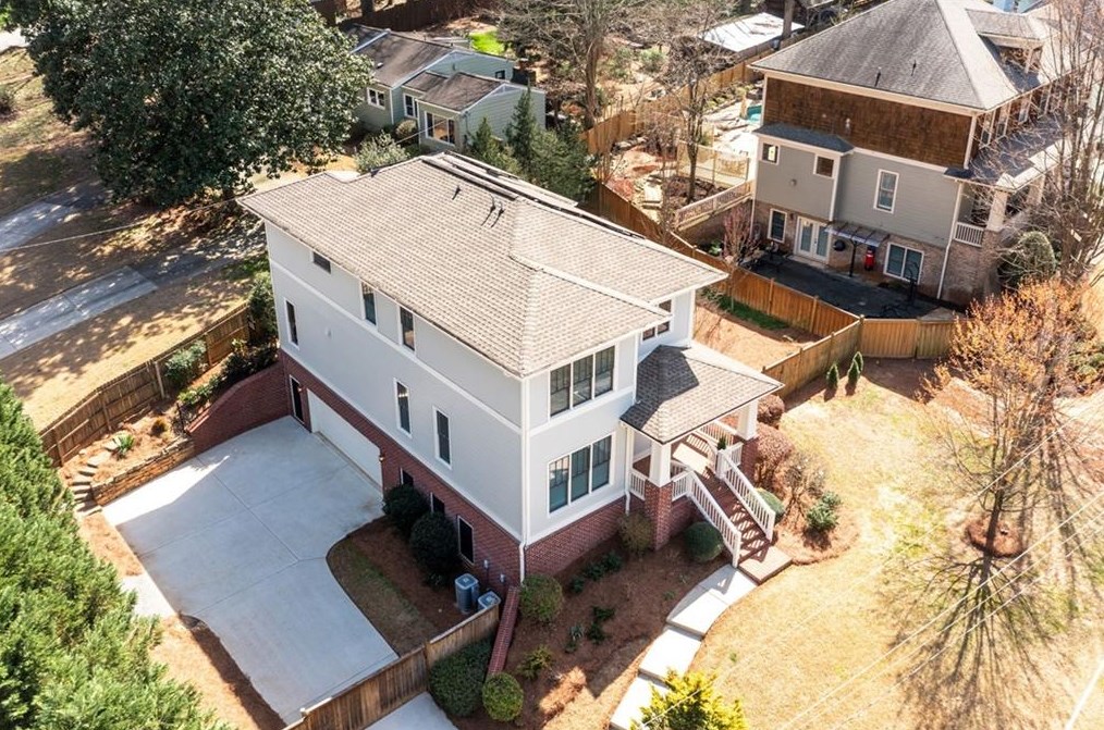 1453 Woodland Hl Dr, Atlanta GA  30324-4627 exterior
