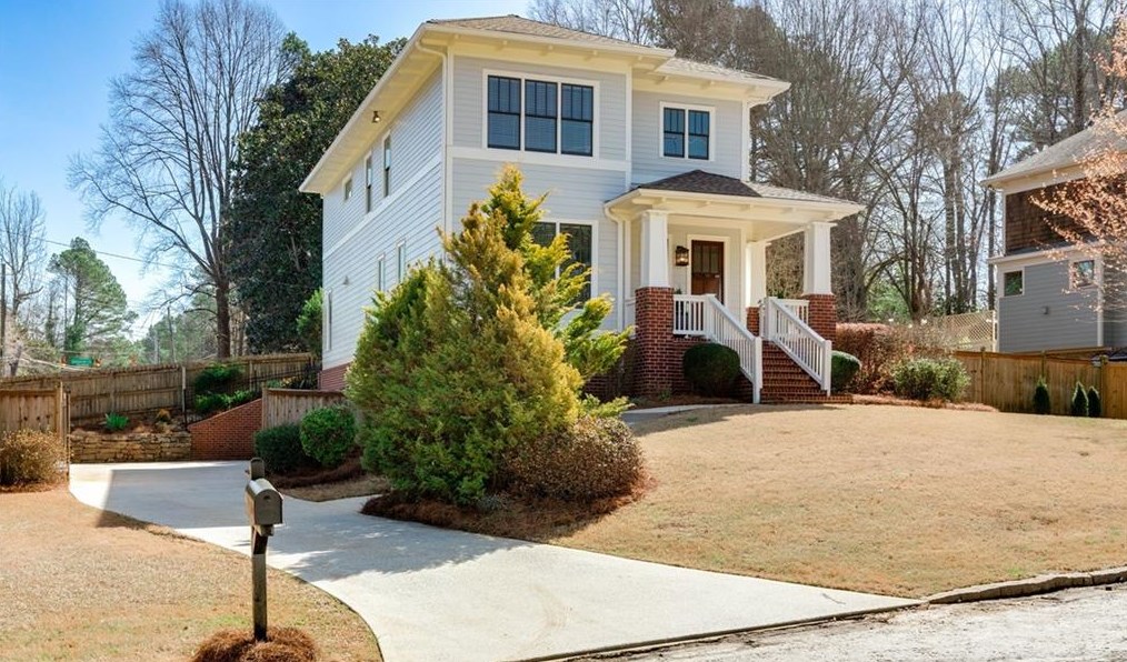 1453 Woodland Hills Dr, Atlanta GA  30324-4627 exterior