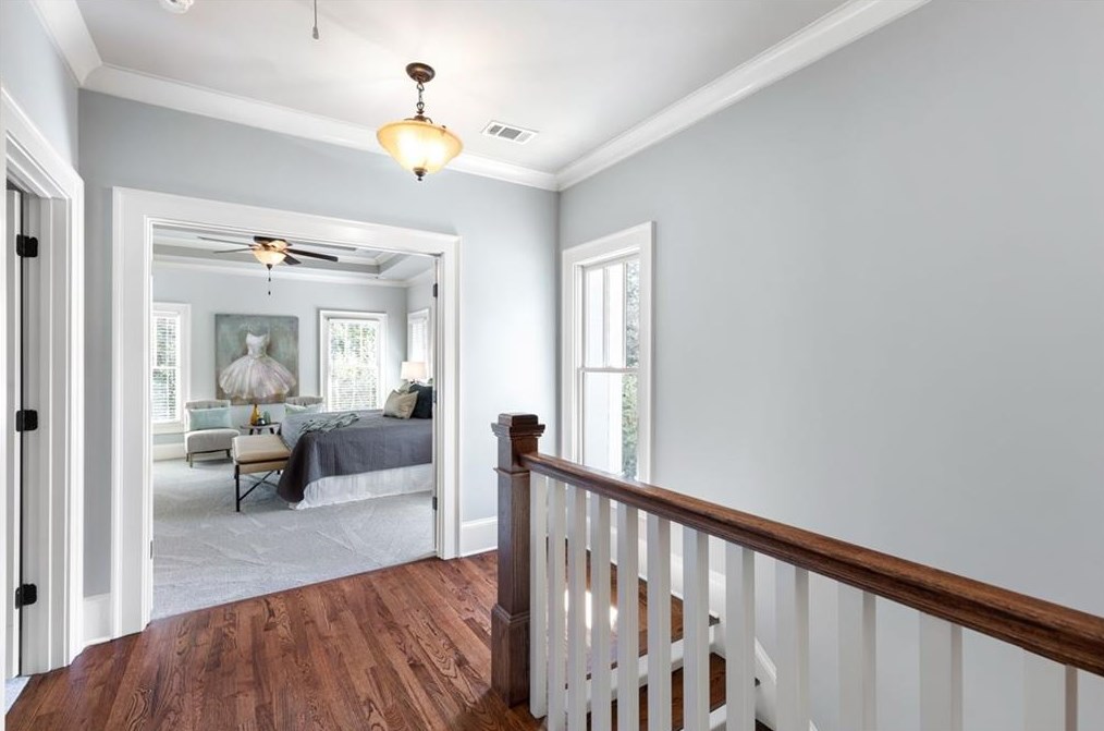 1453 Woodland Hl Dr, Atlanta GA  30324-4627 exterior