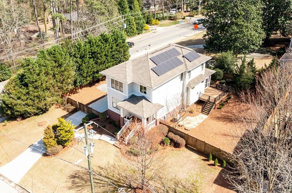1453 Woodland Hl Dr, Atlanta GA  30324-4627 exterior