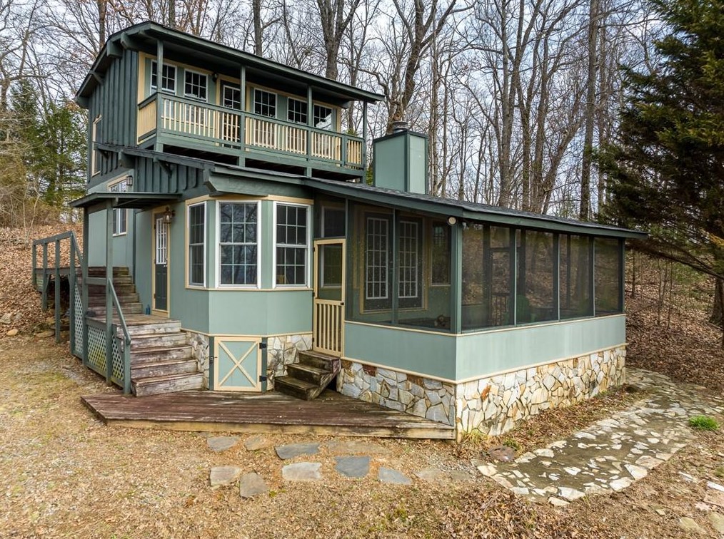 23 Heron Ct, Ellijay, GA 30540
