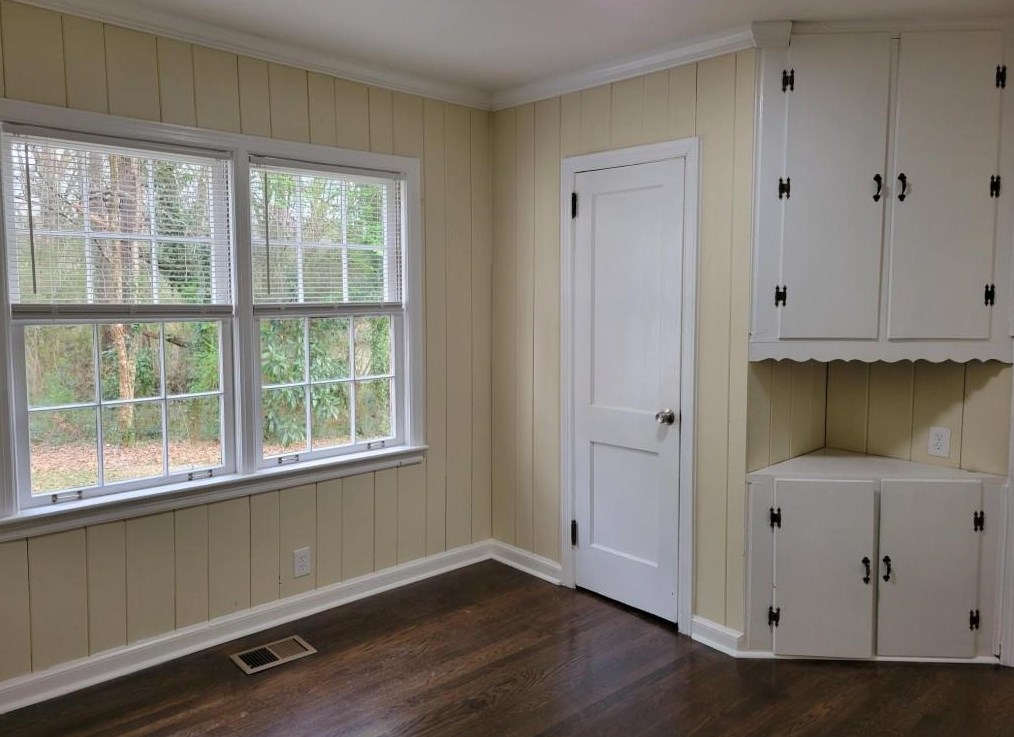 3195 Lavista Rd, Decatur GA  30033-1434 exterior