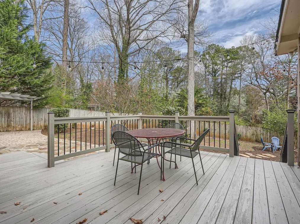 1197 Mclendon Dr, Decatur GA  30033-3925 exterior