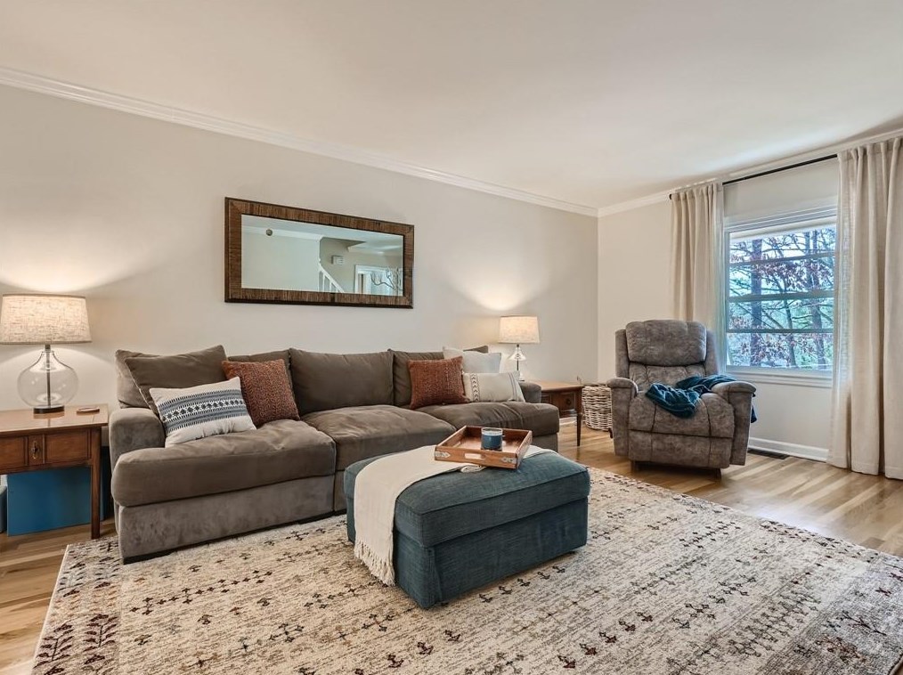 1197 Mclendon Dr, Decatur GA  30033-3925 exterior