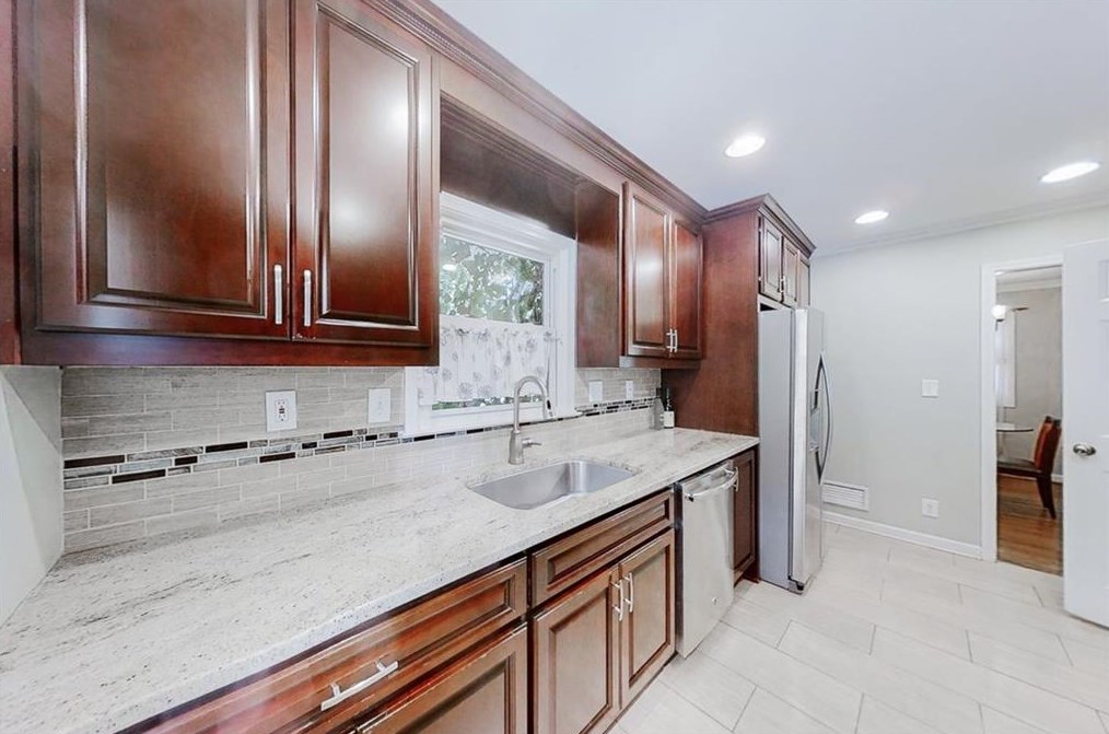 3639 Druid Hills Rd, Decatur GA  30033-3727 exterior