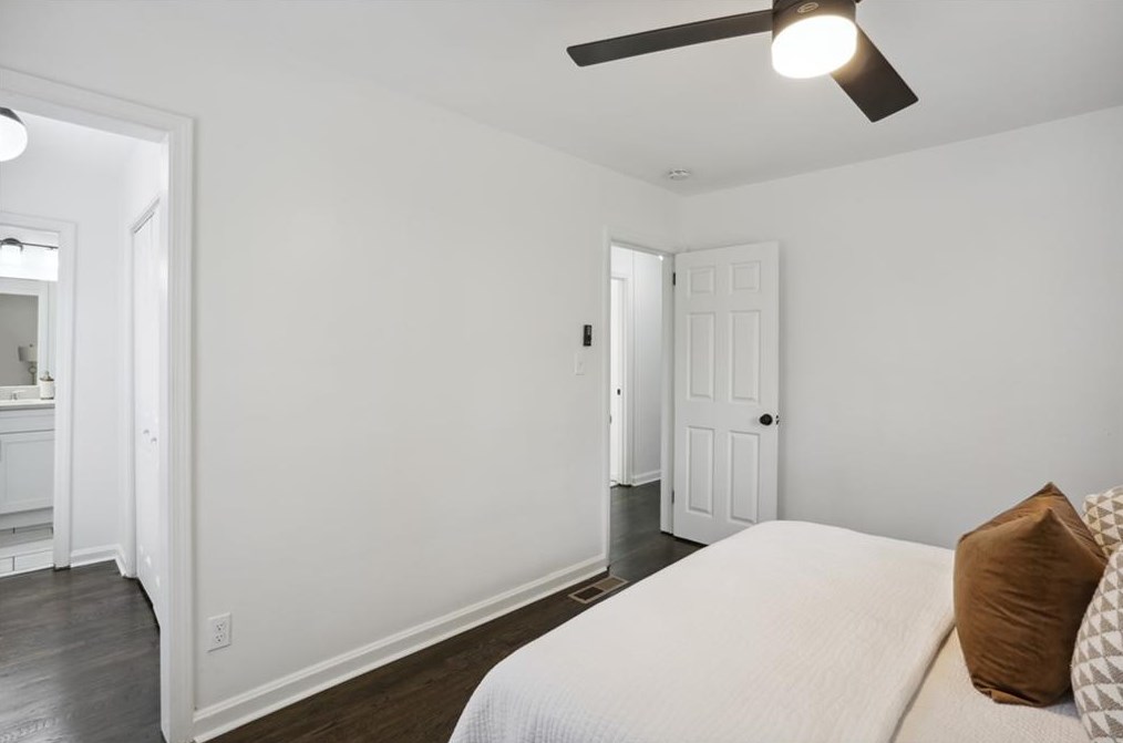 1780 Valencia Rd, Decatur GA  30032-5218 exterior