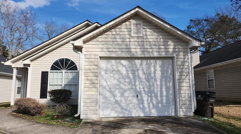 7018 Branch Crossing Way, Douglasville, GA 30134-7042