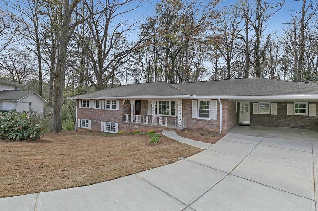 1424 Diamond Head Cir, Decatur GA  30033-2304 exterior