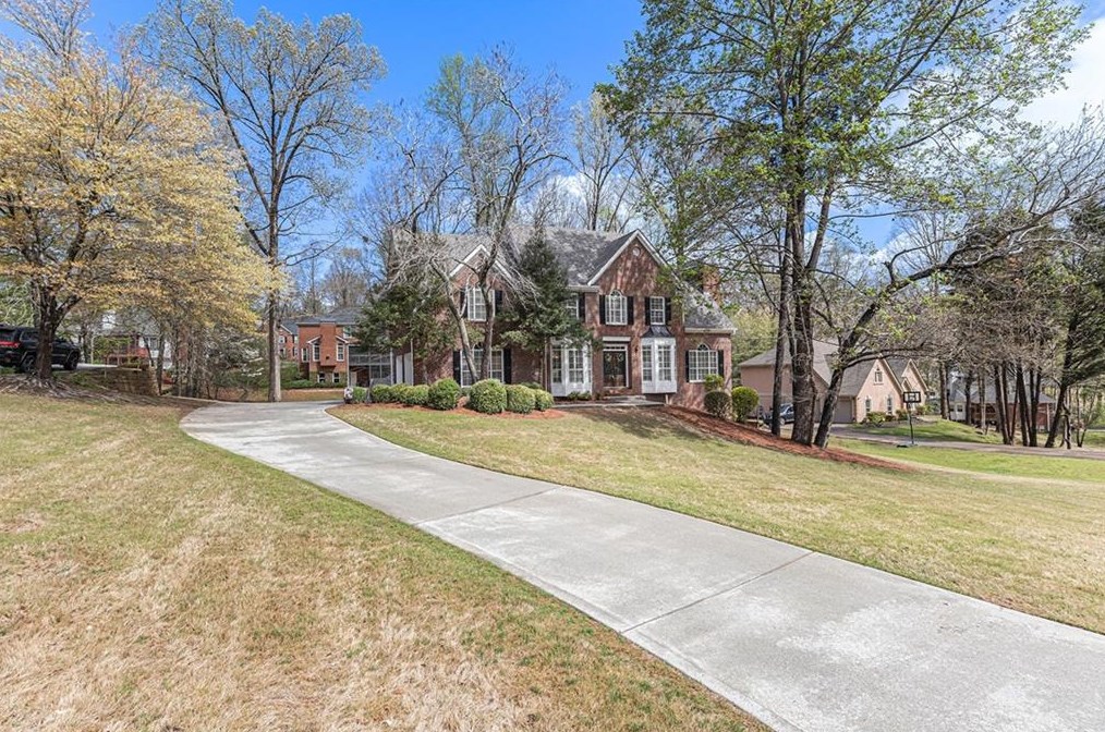 9405 Logan Ln, Douglasville, GA 30135-1793