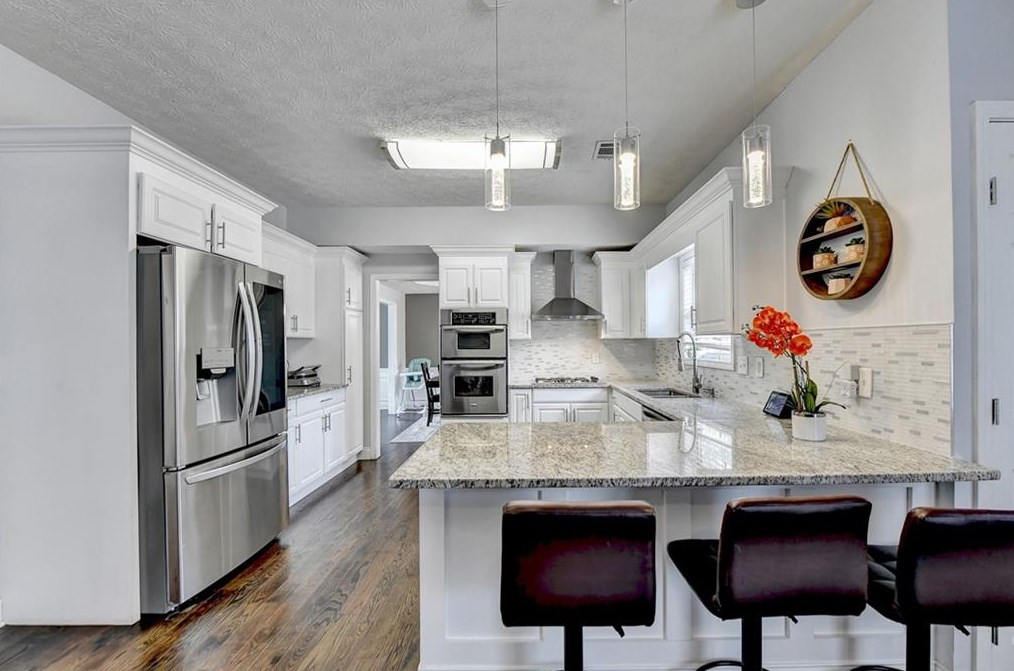 2737 Autumn Lake Ln, Decatur GA  30034-3559 exterior