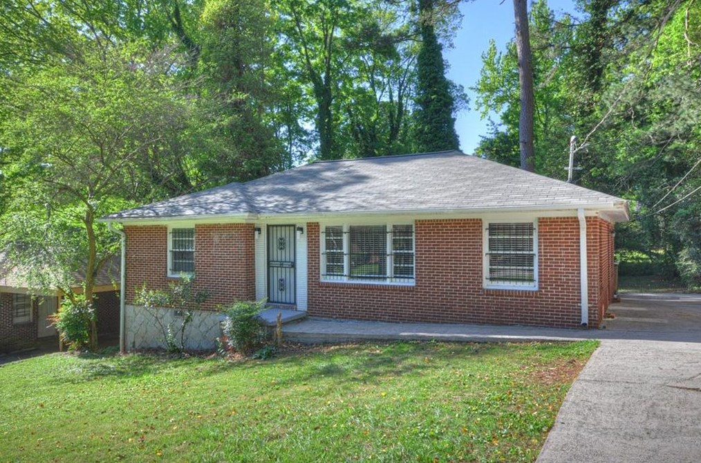 2823 Oakland Ter, Decatur GA  30032-5518 exterior