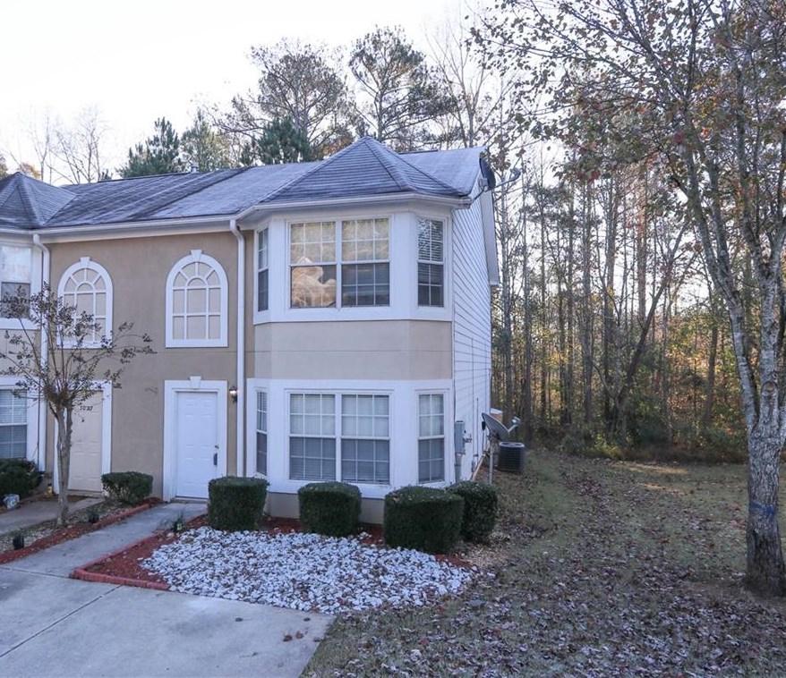 3025 Fields Dr, Lithonia, GA 30038