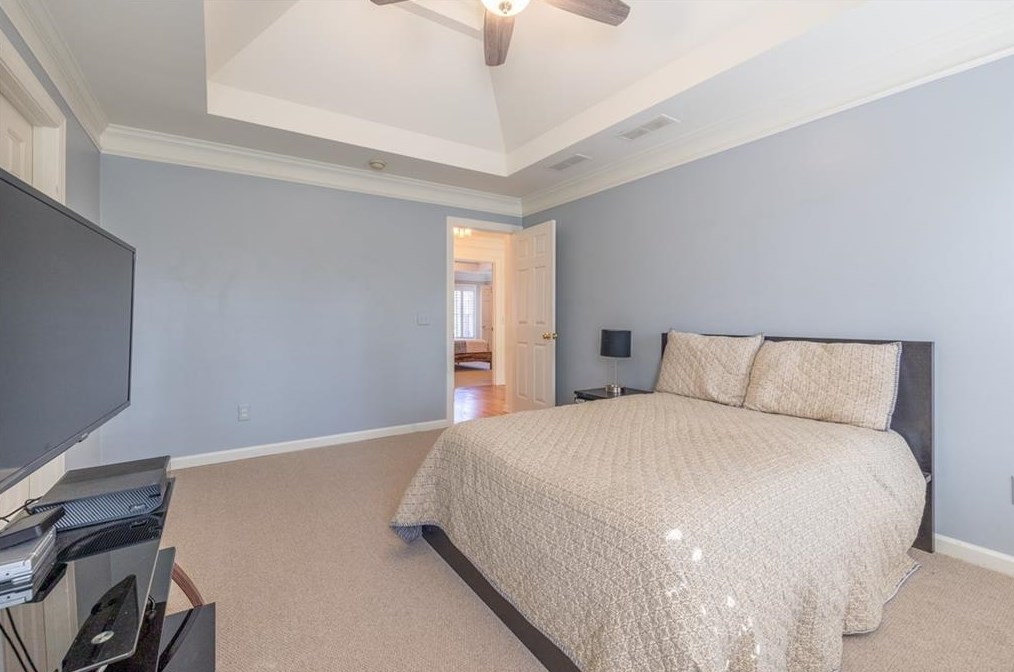 3 Village Walk Dr, Decatur GA  30030-2685 exterior