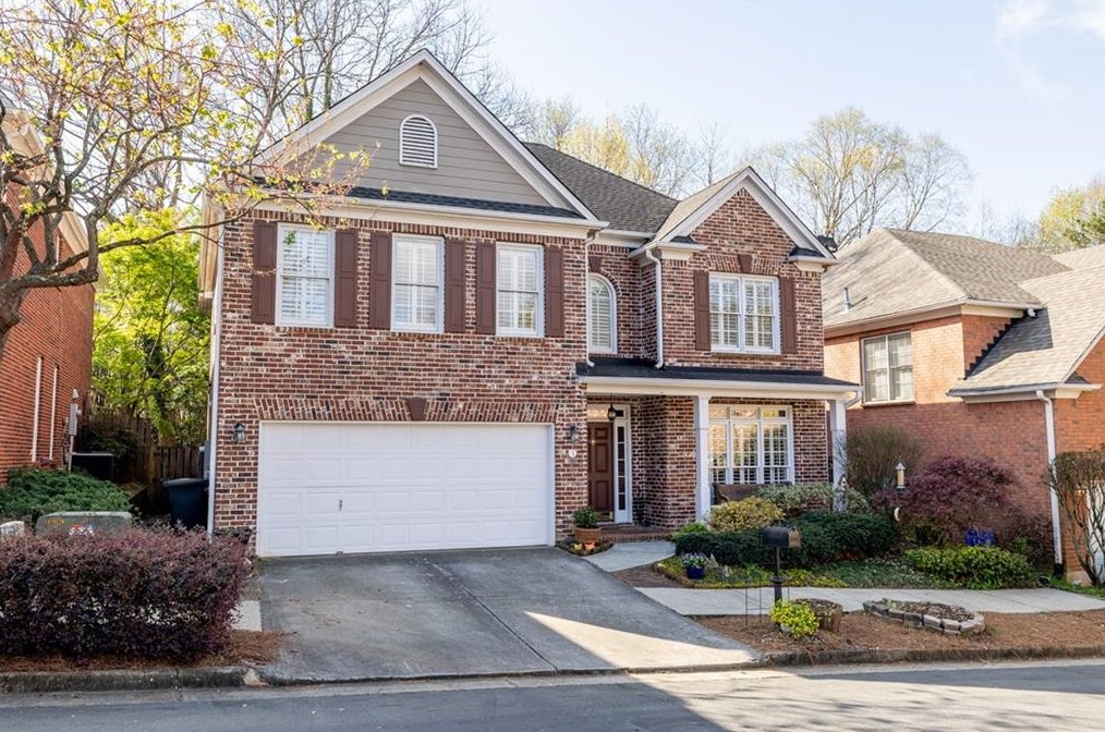 3 Village Walk Dr, Decatur GA  30030-2685 exterior