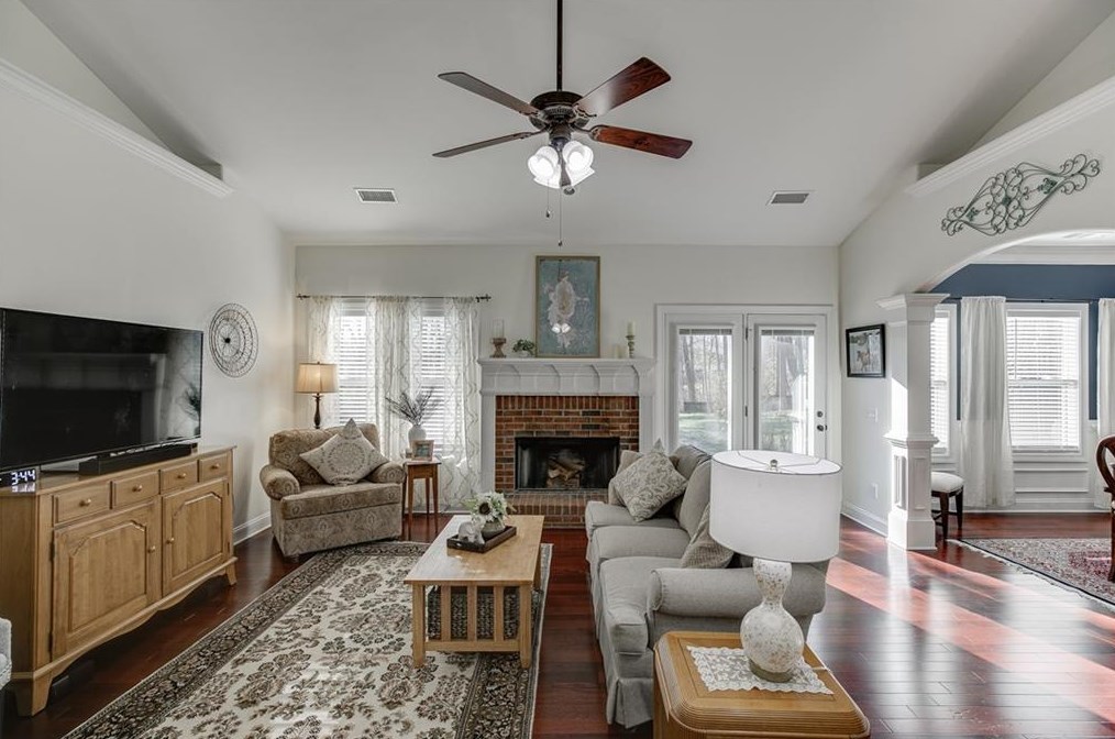 821 Caleb Dr, Winder GA  30680-2886 exterior