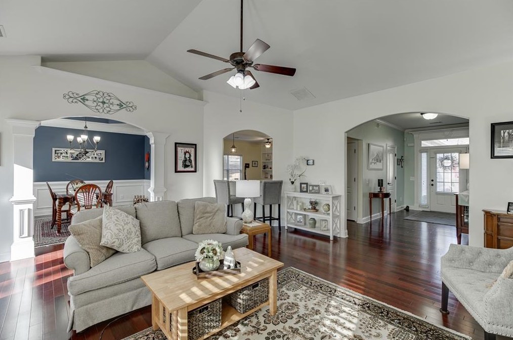 821 Caleb Dr, Winder GA  30680-2886 exterior