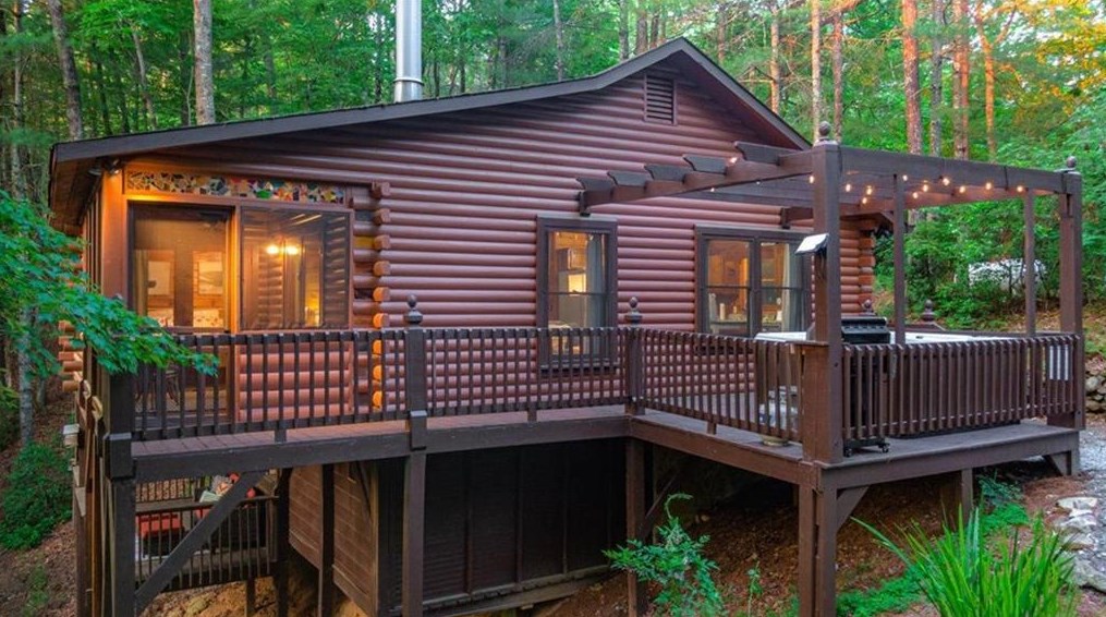 280 River Bend Rd, Ellijay, GA 30540