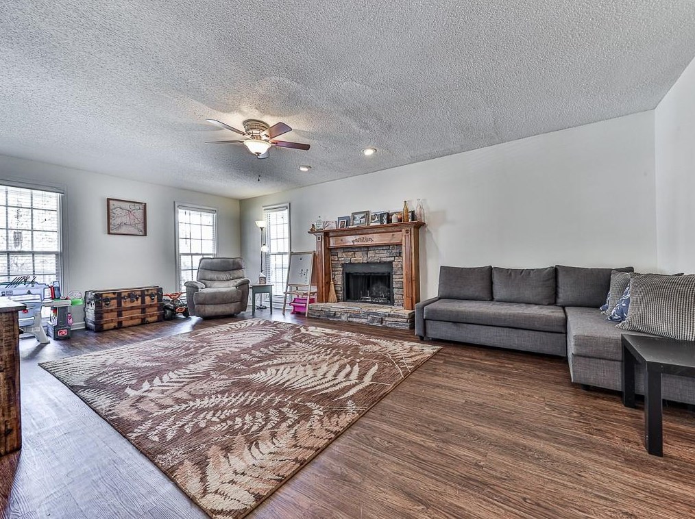 162 Kipling Dr, Dallas GA  30132-8441 exterior