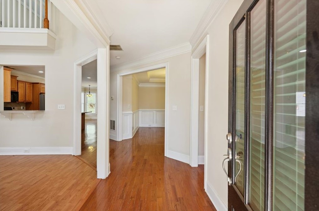 337 Myrtle Trace Ln, Suwanee, GA 30024
