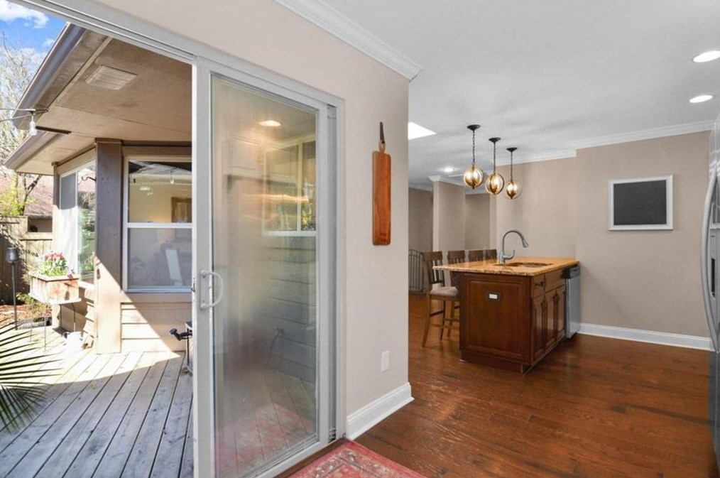 535 Putters Ct, Alpharetta GA  30022-5367 exterior