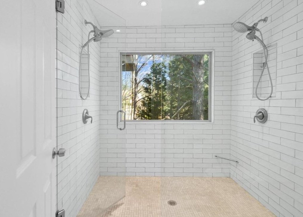 535 Putters Ct, Alpharetta GA  30022-5367 exterior